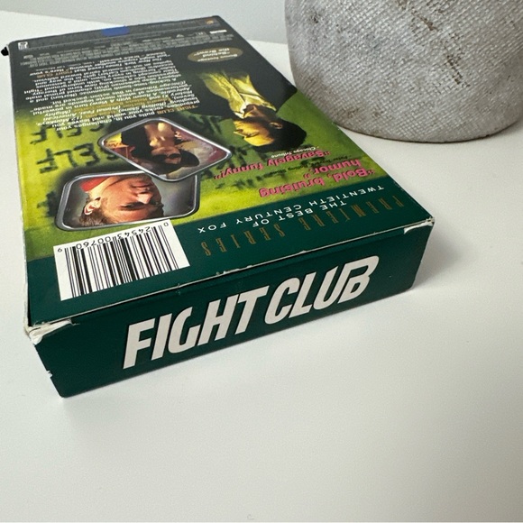 Fight Club VHS Tape (Premiere Series) Brad Pitt; Edward Norton 1999 - Picture 4 of 7